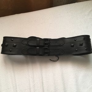 NWT BCBG studded belt s/m